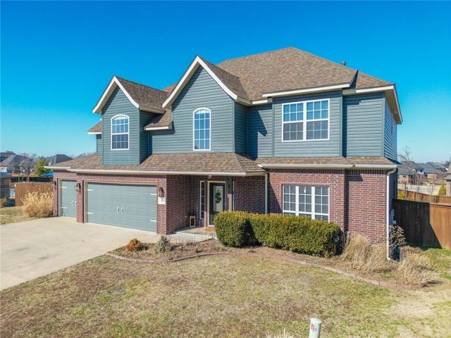 22 Blue Stem Lane, Bentonville, AR 72712
