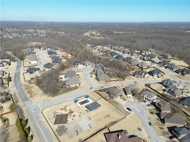 22 Blue Stem Lane, Bentonville, AR 72712