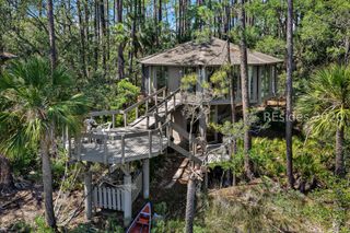 2043 Deer Island Rd, Hilton Head Island, SC 29928