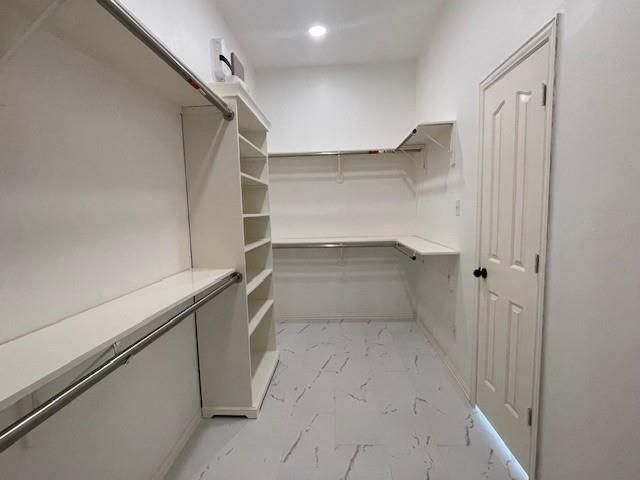 8519 Babbling Brook Court, Sugar Land, TX 77479