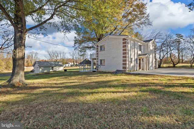 44 RAVENWOOD DR, Fredericksburg, VA 22406