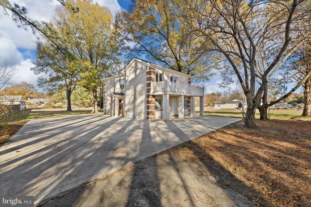 44 RAVENWOOD DR, Fredericksburg, VA 22406