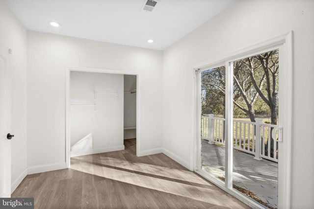 44 RAVENWOOD DR, Fredericksburg, VA 22406