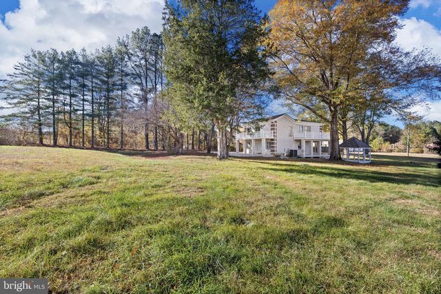 44 RAVENWOOD DR, Fredericksburg, VA 22406