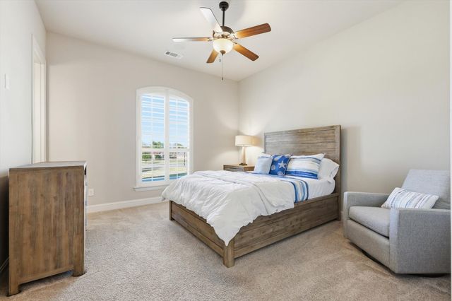 328 Sedona Falls Drive, Sunnyvale, TX 75182