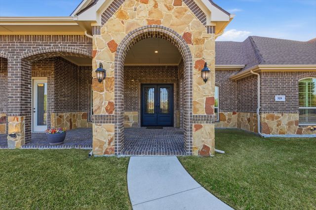328 Sedona Falls Drive, Sunnyvale, TX 75182