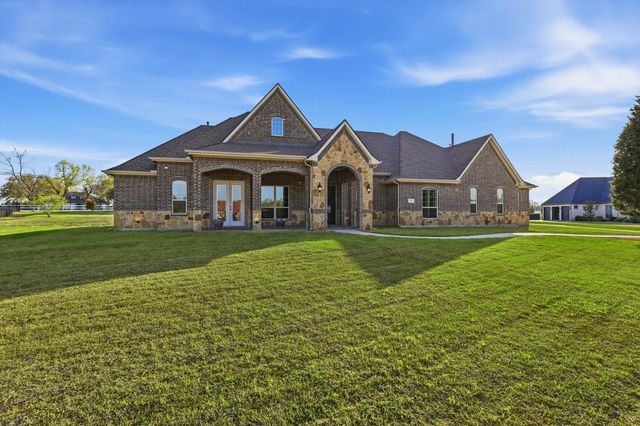 328 Sedona Falls Drive, Sunnyvale, TX 75182