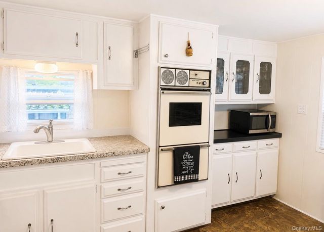 658-H8 Sound Avenue, Calverton, NY 11933