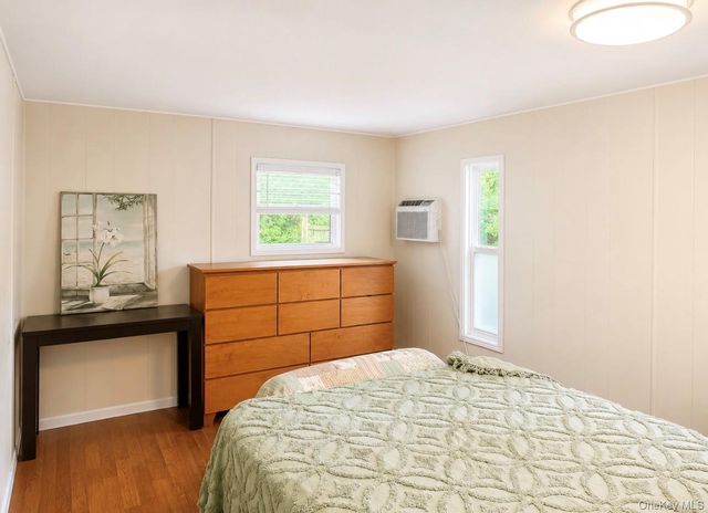 658-H8 Sound Avenue, Calverton, NY 11933