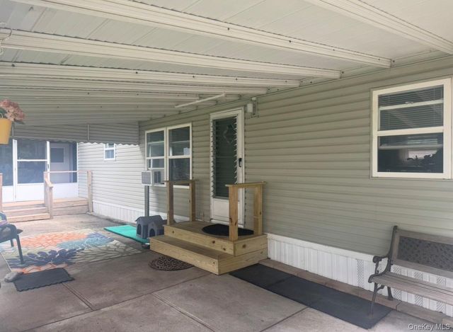 658-H8 Sound Avenue, Calverton, NY 11933