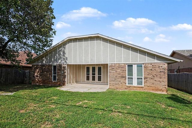16721 Sumac Drive, Edmond, OK 73012