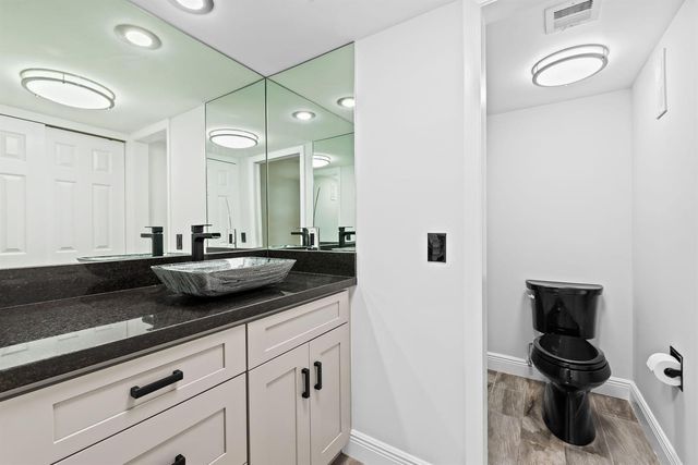 1502 Whitehall Drive 403, Davie, FL 33324