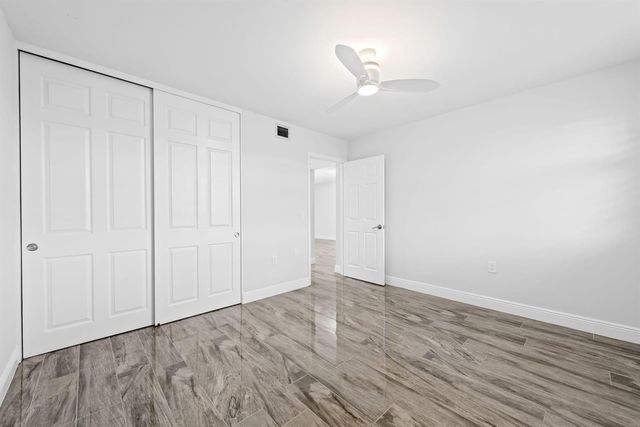 1502 Whitehall Drive 403, Davie, FL 33324
