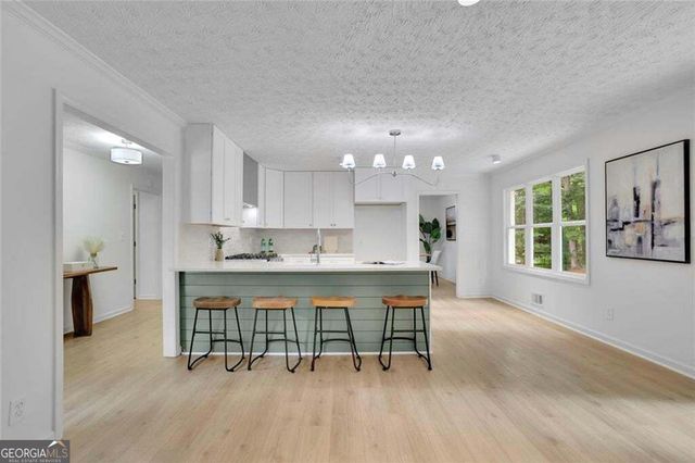 2270 Addison Road NE, Marietta, GA 30066