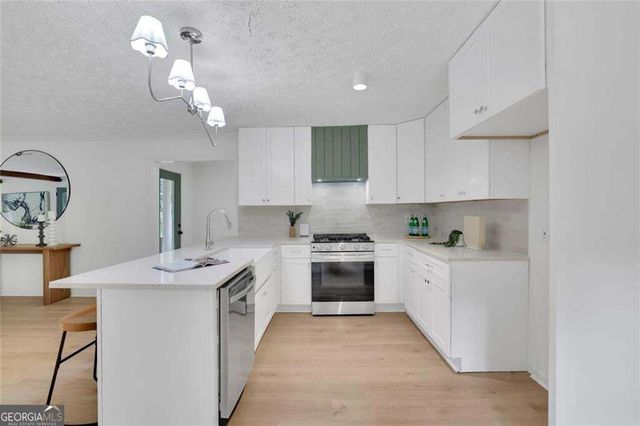 2270 Addison Road NE, Marietta, GA 30066