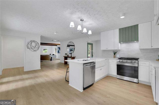 2270 Addison Road NE, Marietta, GA 30066