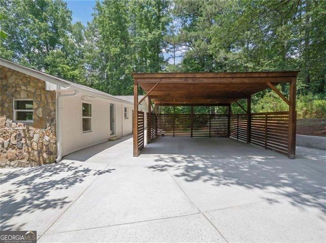 2270 Addison Road NE, Marietta, GA 30066