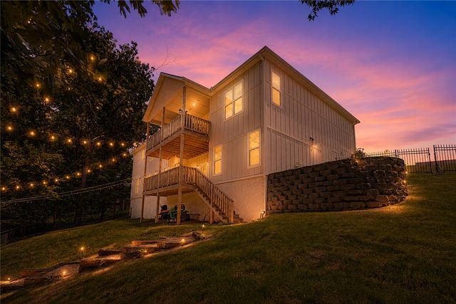 2055 Collins Drive, Pea Ridge, AR 72751