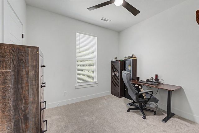 2055 Collins Drive, Pea Ridge, AR 72751
