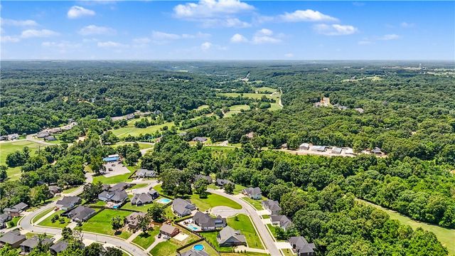 2055 Collins Drive, Pea Ridge, AR 72751
