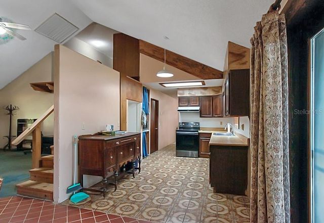 163 E ORANGE AVENUE, Pierson, FL 32180