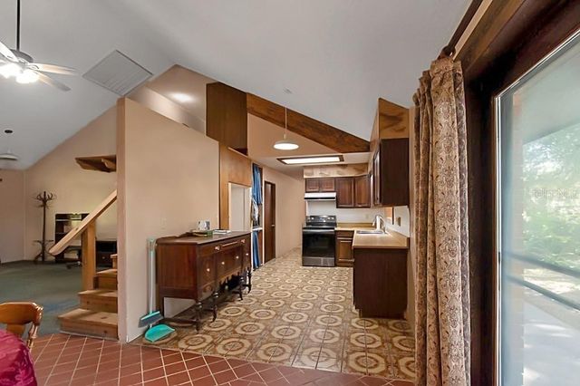 163 E ORANGE AVENUE, Pierson, FL 32180