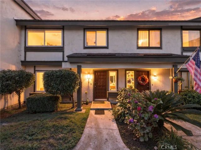9753 Karmont, South Gate, CA 90280