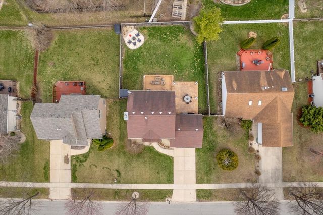 5303 Riviera Boulevard, Plainfield, IL 60586