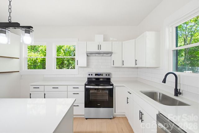 2622 Hemphill Street, Charlotte, NC 28208