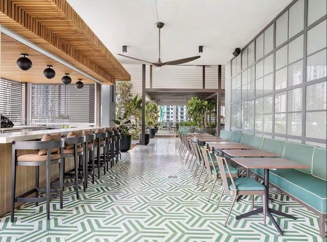 159 NE 6th St 4612, Miami, FL 33132