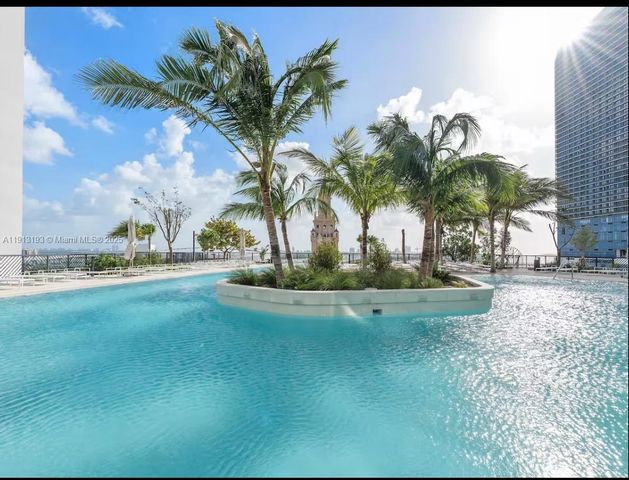 159 NE 6th St 4612, Miami, FL 33132