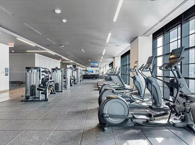 159 NE 6th St 4612, Miami, FL 33132