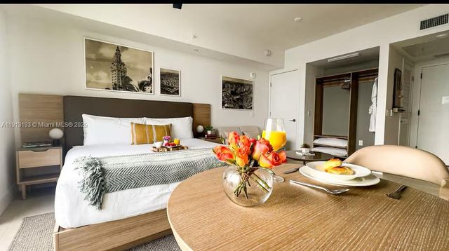 159 NE 6th St 4612, Miami, FL 33132