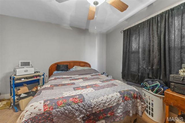 5625 Chippewa Street, St Louis, MO 63109