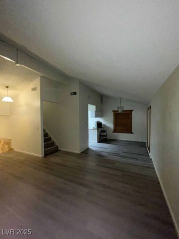 2784 Belcastro Street, Las Vegas, NV 89117