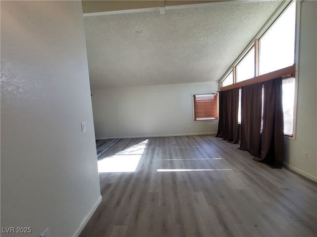 2784 Belcastro Street, Las Vegas, NV 89117