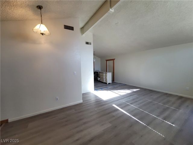 2784 Belcastro Street, Las Vegas, NV 89117