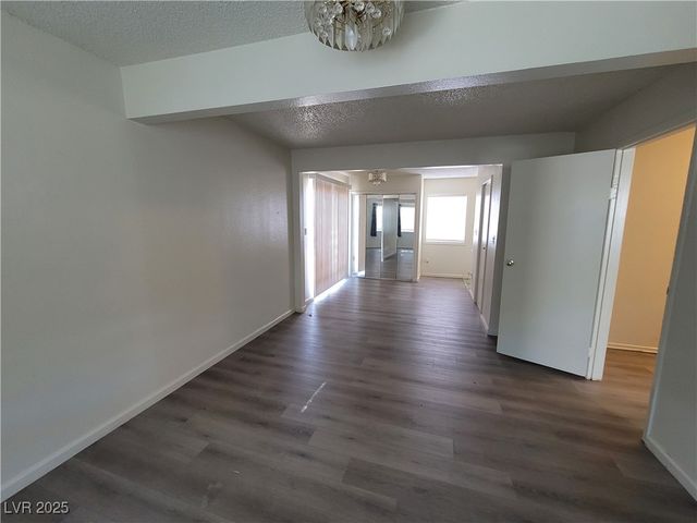 2784 Belcastro Street, Las Vegas, NV 89117