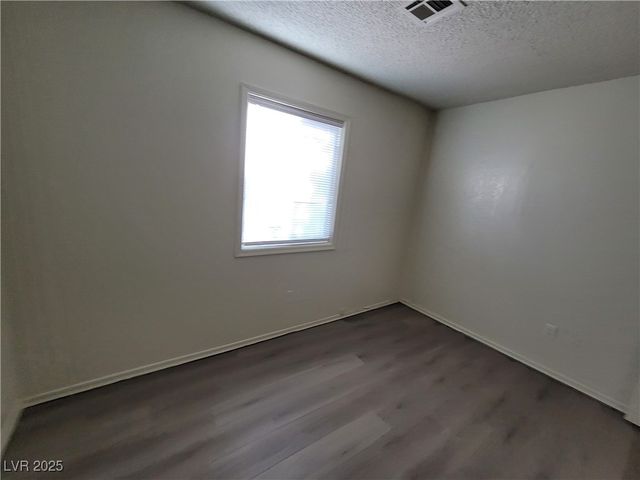 2784 Belcastro Street, Las Vegas, NV 89117