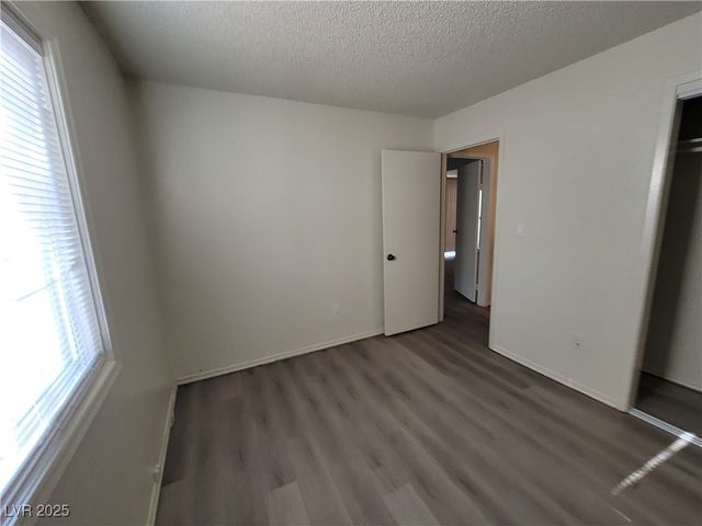 2784 Belcastro Street, Las Vegas, NV 89117