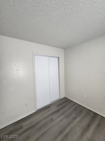 2784 Belcastro Street, Las Vegas, NV 89117