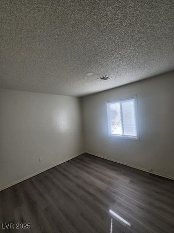 2784 Belcastro Street, Las Vegas, NV 89117