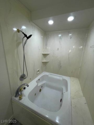 2784 Belcastro Street, Las Vegas, NV 89117