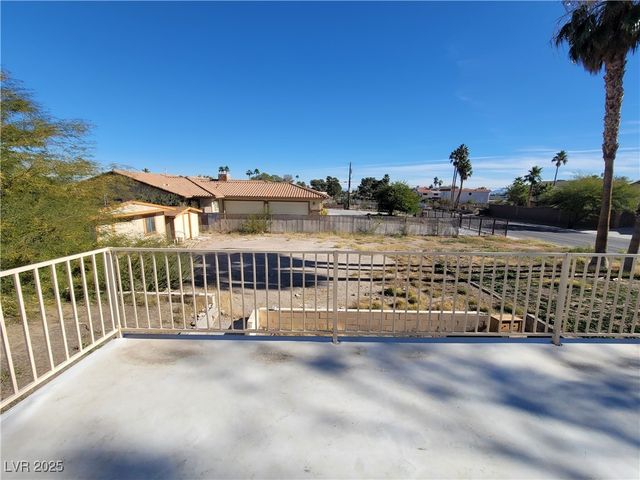 2784 Belcastro Street, Las Vegas, NV 89117