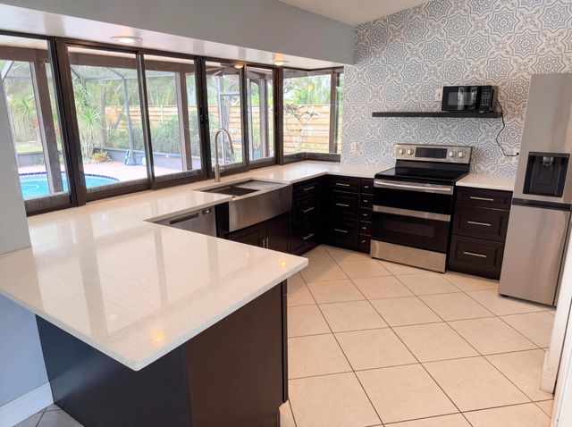 786 SE Ablett Lane, Port St. Lucie, Port St Lucie, FL 34984