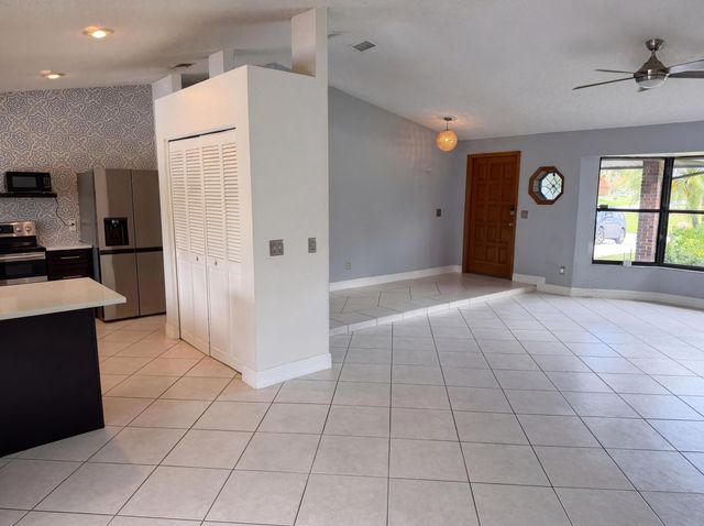 786 SE Ablett Lane, Port St. Lucie, Port St Lucie, FL 34984