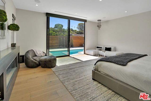 1368 Beckwith Avenue, Los Angeles, CA 90049