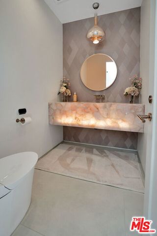 1368 Beckwith Avenue, Los Angeles, CA 90049