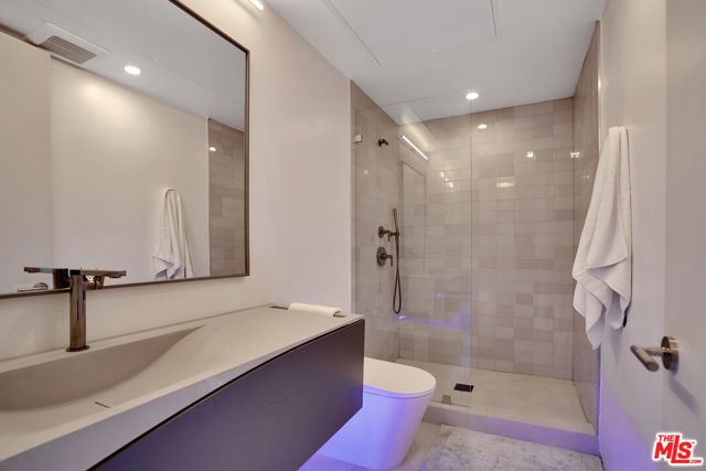 1368 Beckwith Avenue, Los Angeles, CA 90049