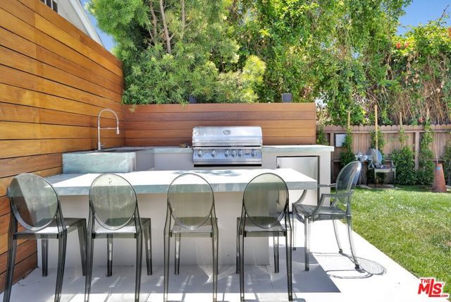 1368 Beckwith Avenue, Los Angeles, CA 90049